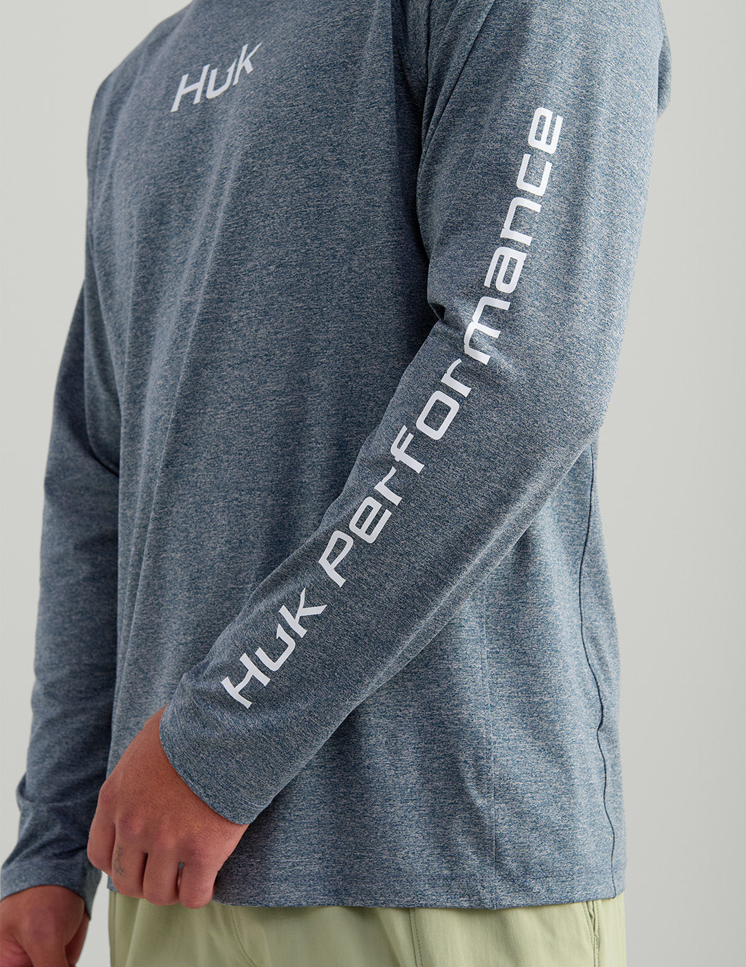 Huk Airweight Hoodie - Stormy Blue Heather