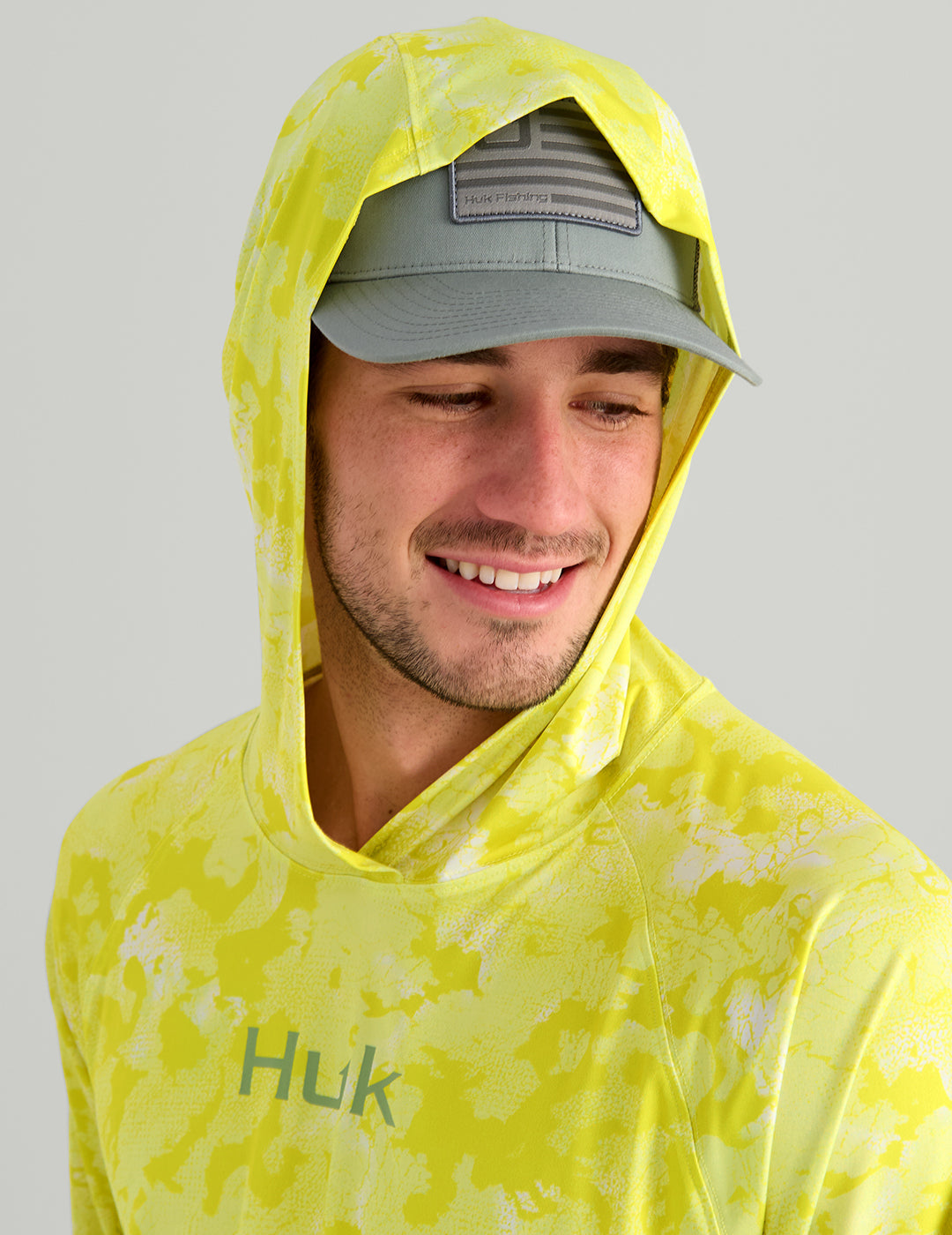 Huk Airweight KC Printed Hoodie - Vintage Chartreuse Estuary Camo
