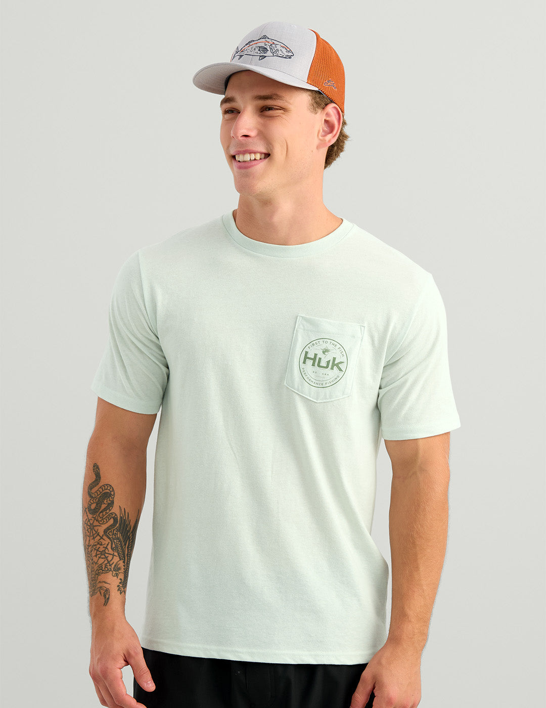 Huk Marlin Circle Pocket Tee - Pale Algae Heather