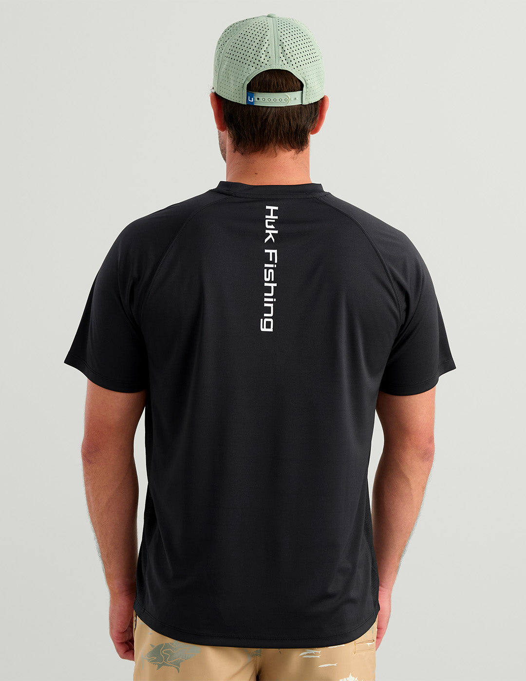 Huk Pursuit Short Sleeve Performance Crew - Black