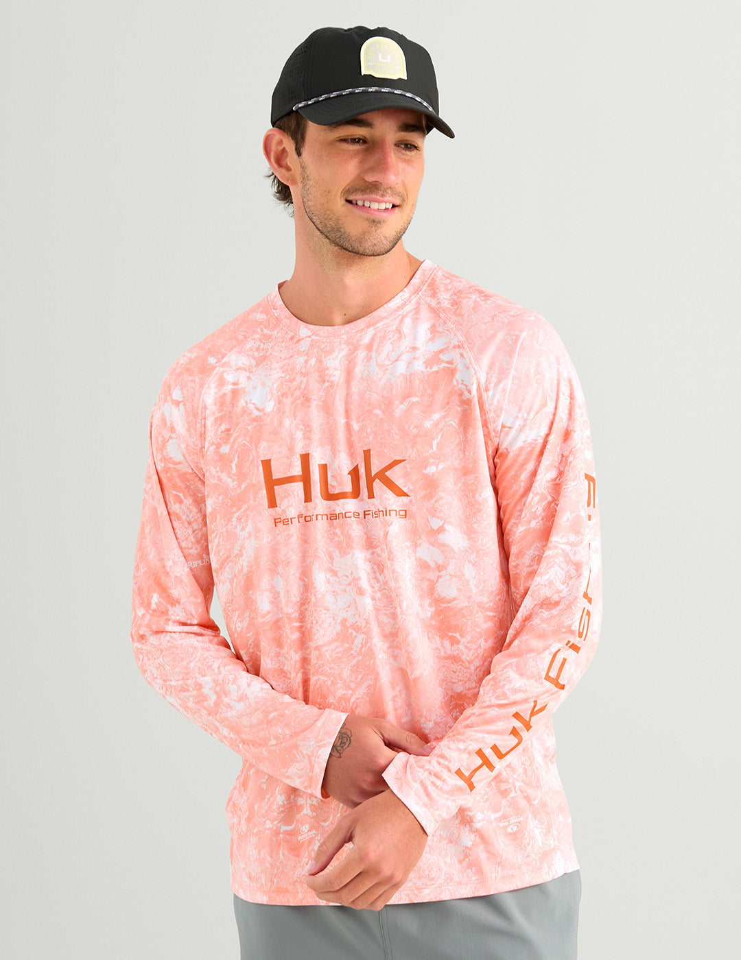 Huk Mossy Oak Pursuit Performance Crew - Mossy Oak Coral Reef