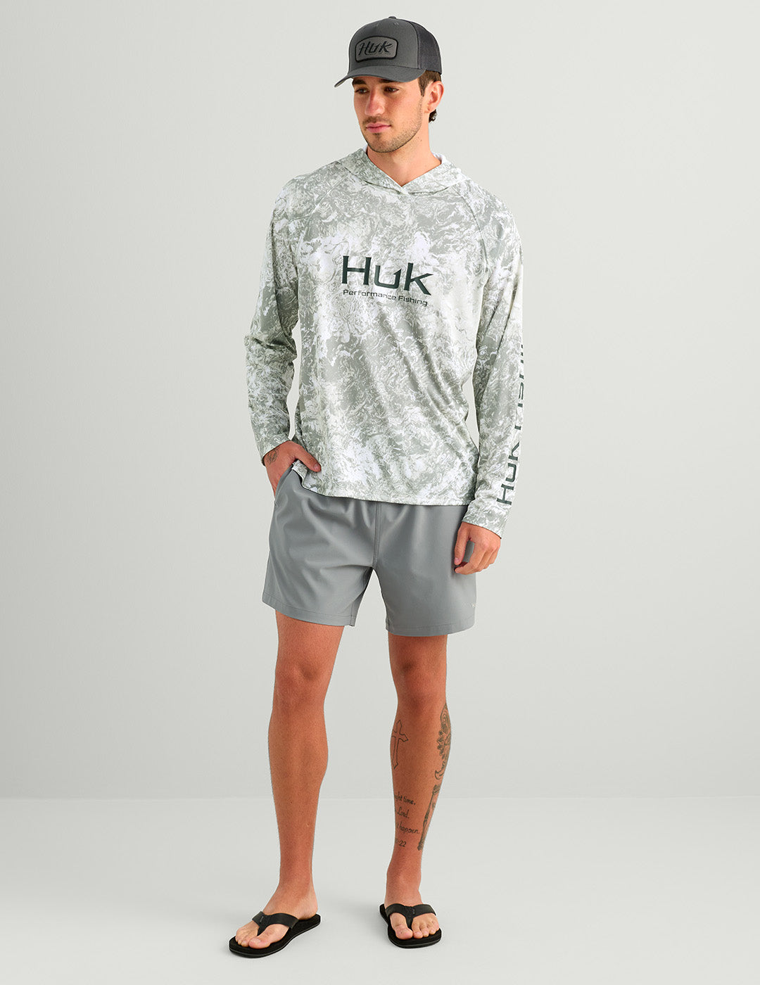 Huk Mossy Oak Pursuit Performance Hoodie - Mossy Oak Seagrass