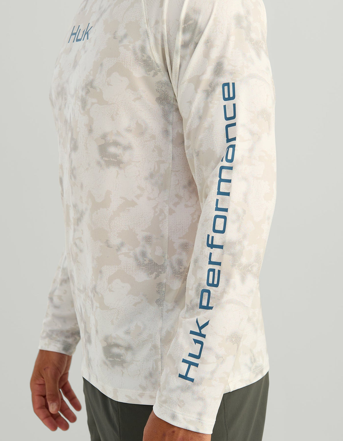 Huk Airweight KC Printed Crew - Egret Tideloom Camo