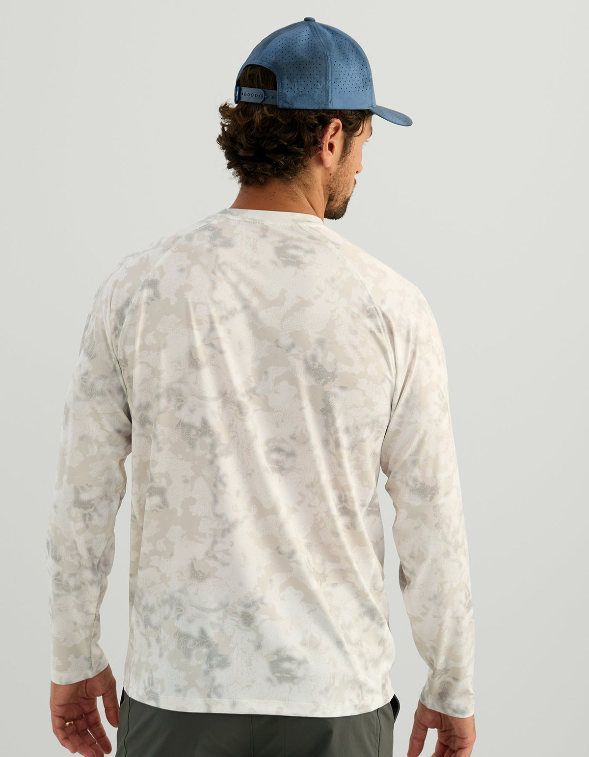 Huk Airweight KC Printed Crew - Egret Tideloom Camo