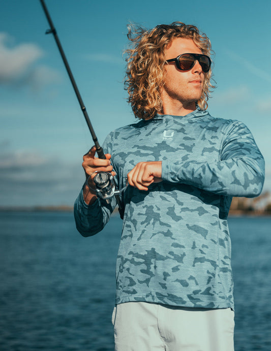 Huk A1A Pro Sun Hoodie - Stormy Blue Camo