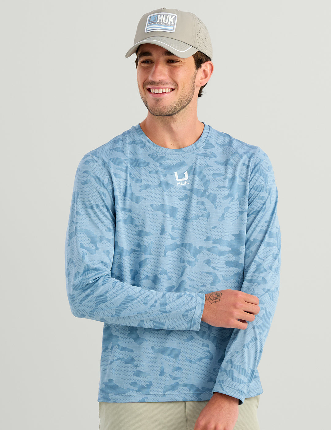 Huk A1A Pro Long Sleeve Crew - Cerulean Camo