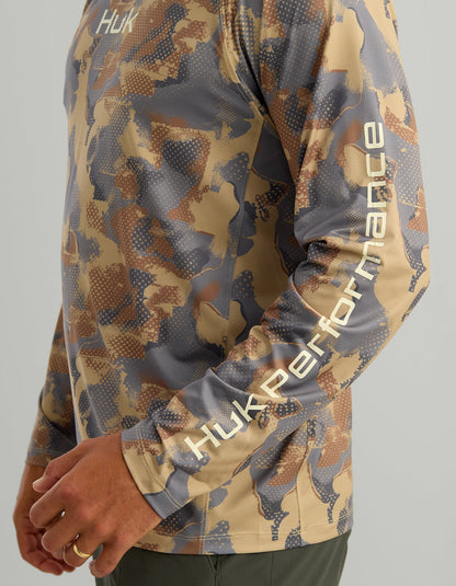 Huk Airweight KC Printed Hoodie - Starfish Tideloom Camo