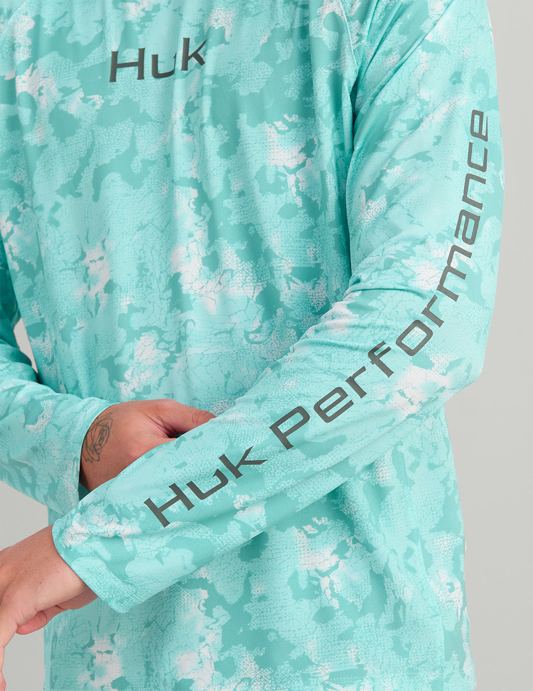 Huk Airweight KC Printed Hoodie - Caicos Estuary Camo