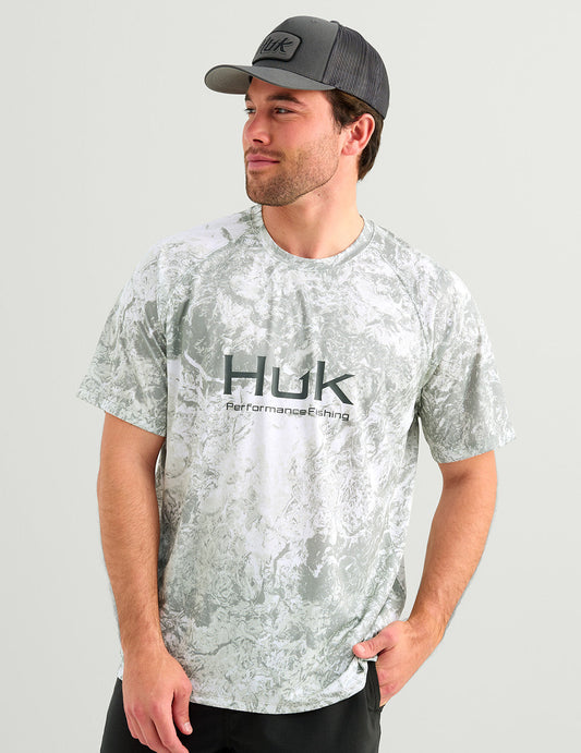 Huk Mossy Oak Pursuit Performance Short Sleeve Crew - Mossy Oak Seagrass