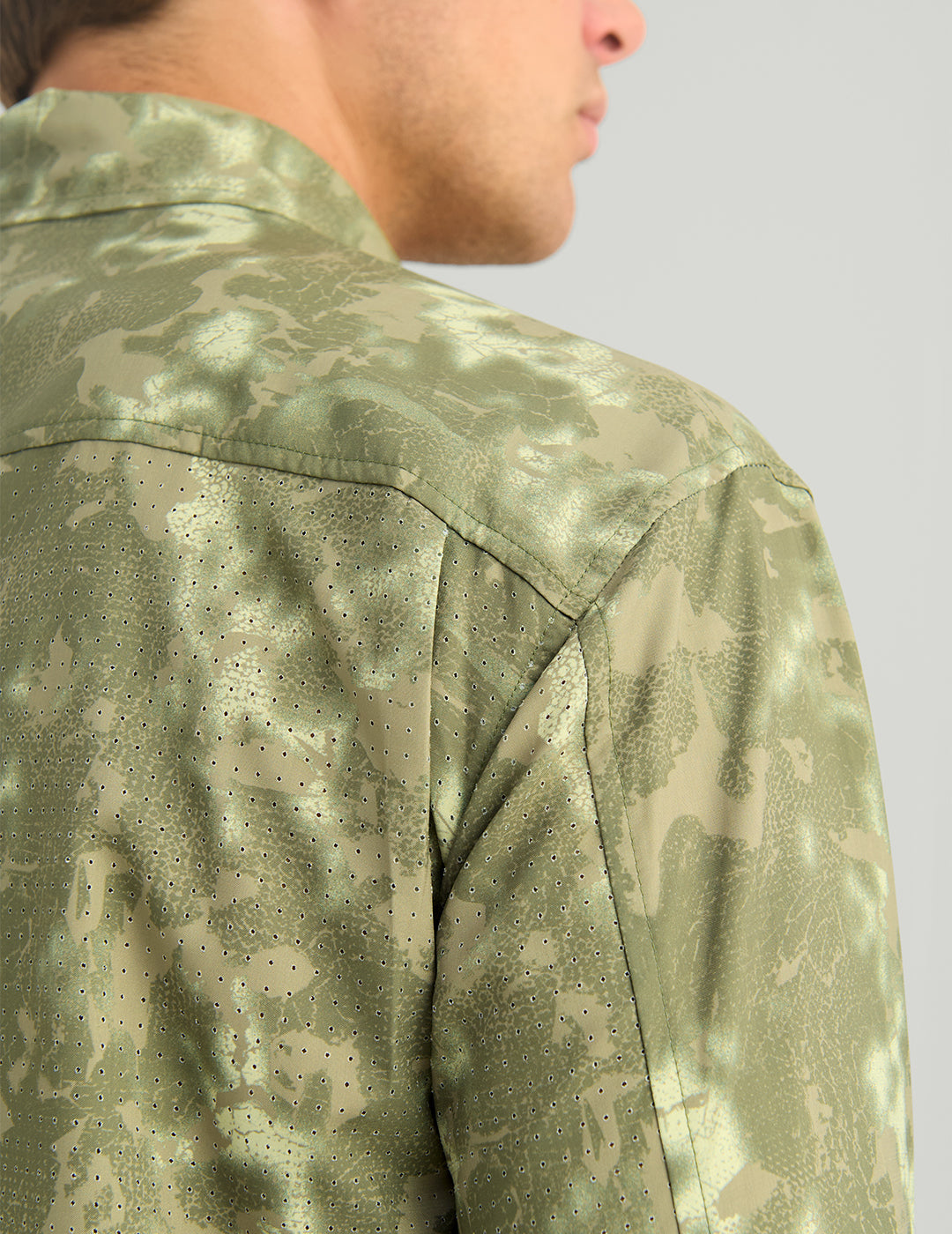 Huk KC Print Tide Point Button-Down - Moss Tideloom Camo