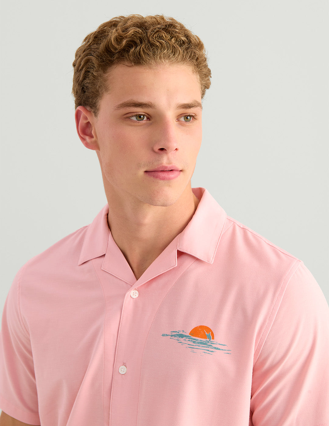 Huk Camp Shirt - Shrimp Pink Marlin