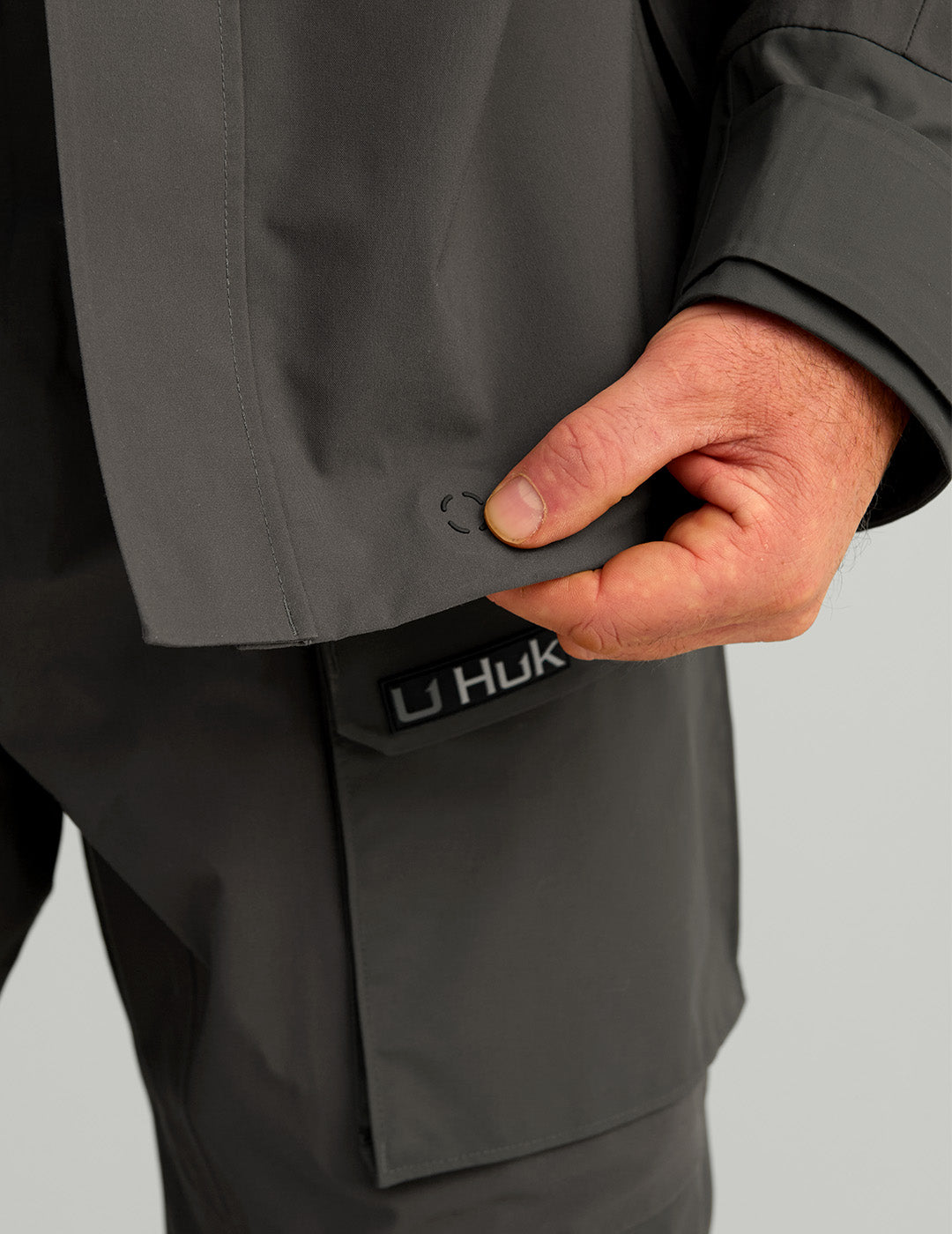 Huk Pro Series Jacket - Volcanic Ash