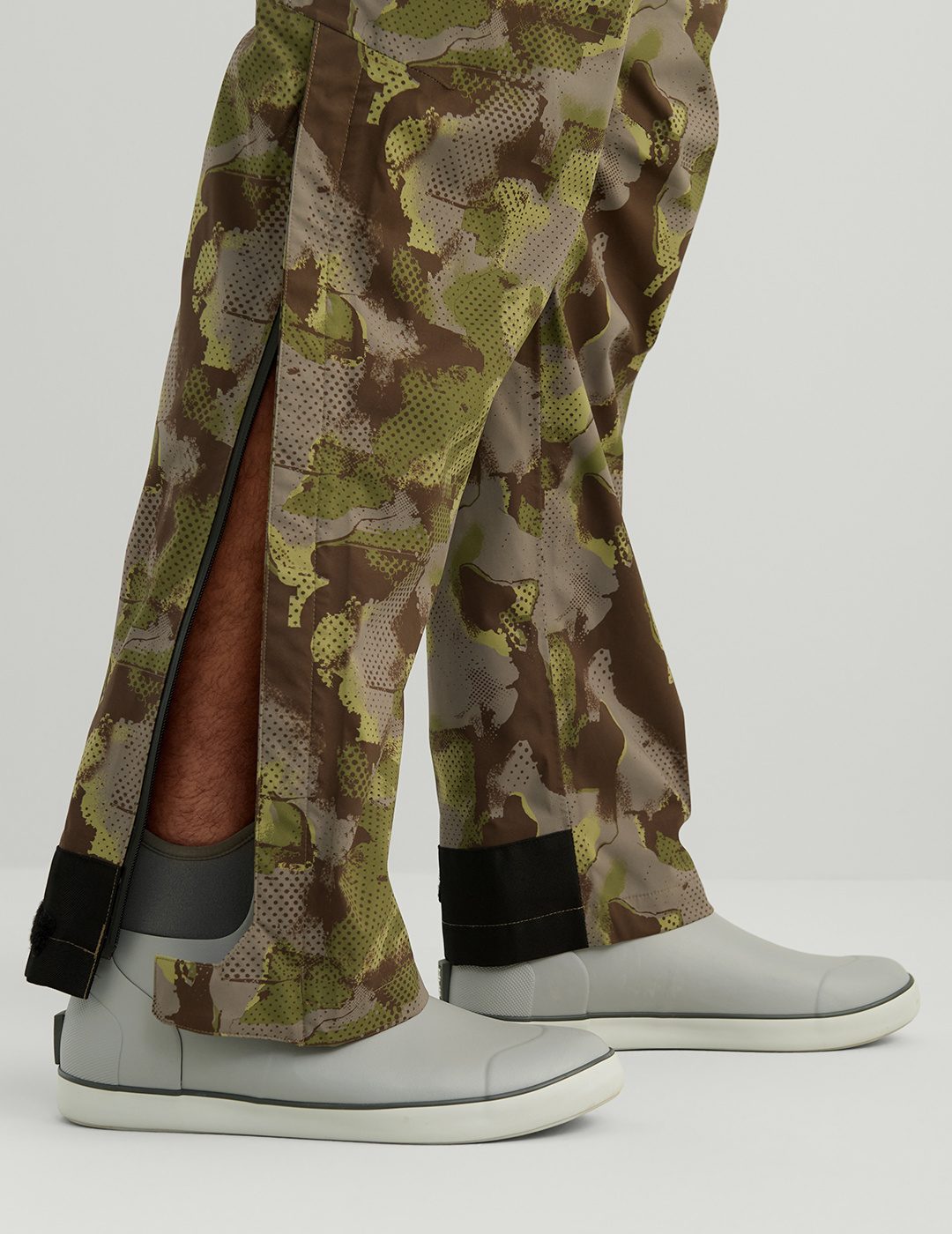 Huk Stormhaul Printed Bib - Grove Green Tideloom Camo