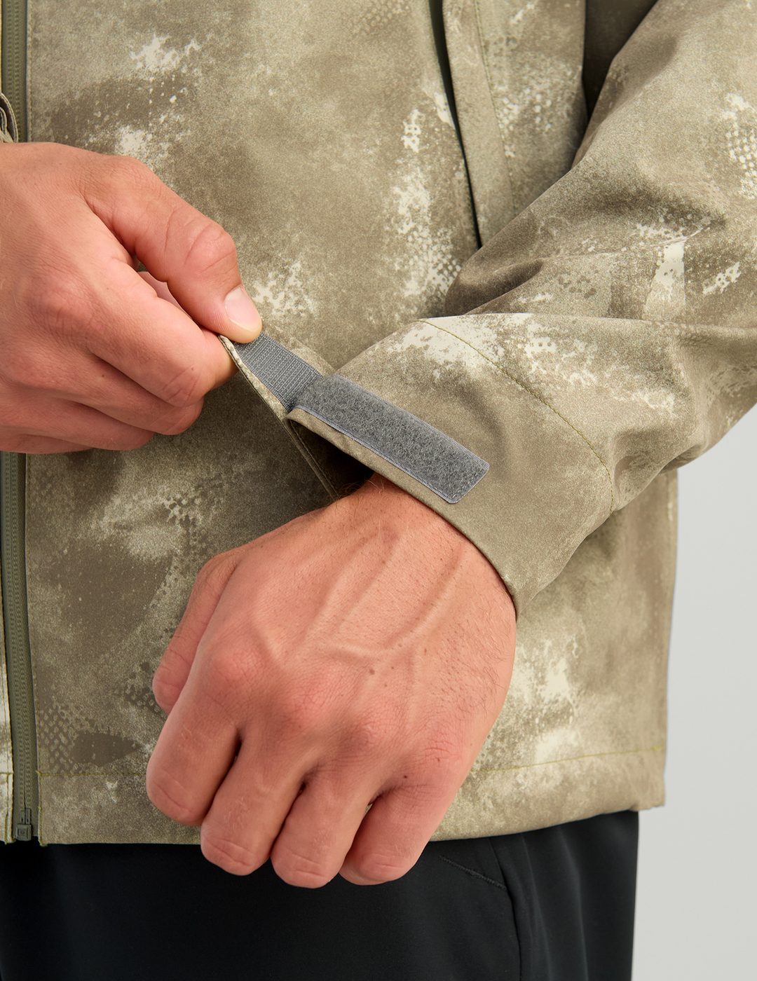 Huk Storm Printed 3-Layer Jacket - Moss Santee Sands