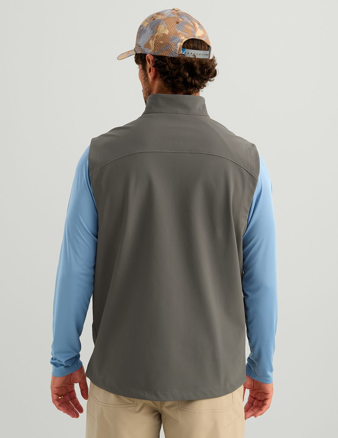 Huk Breaker Vest - Dark Shadow