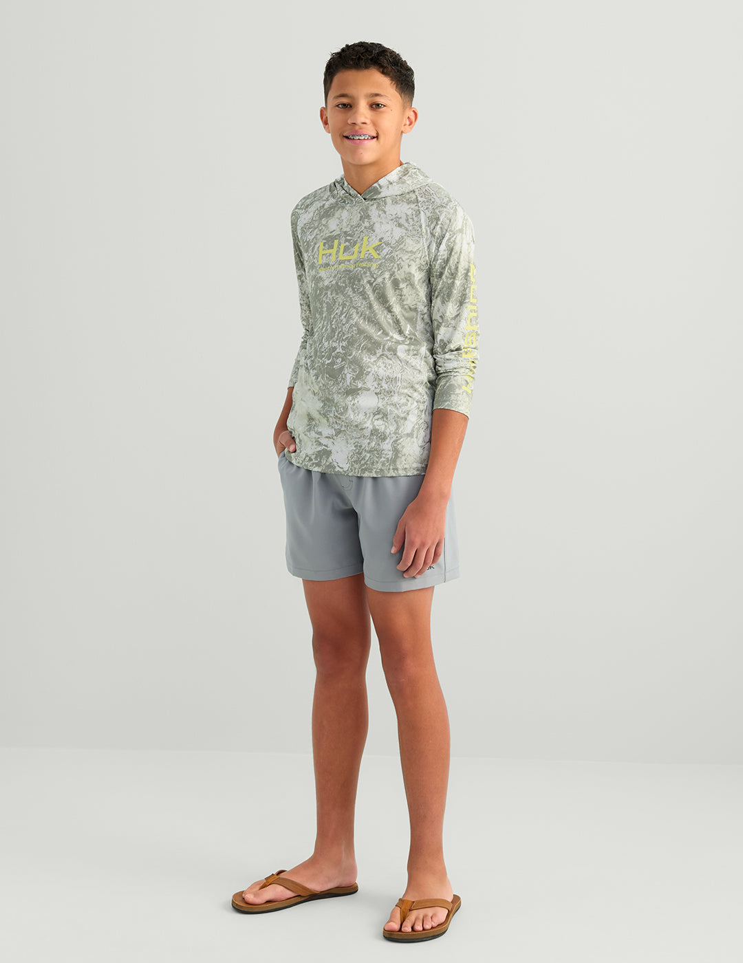 Huk Kids Mossy Oak Pursuit Performance Hoodie - Mossy Oak Seagrass