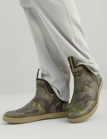 Huk KC Print Rogue Wave Boots - Grove Green Tideloom Camo